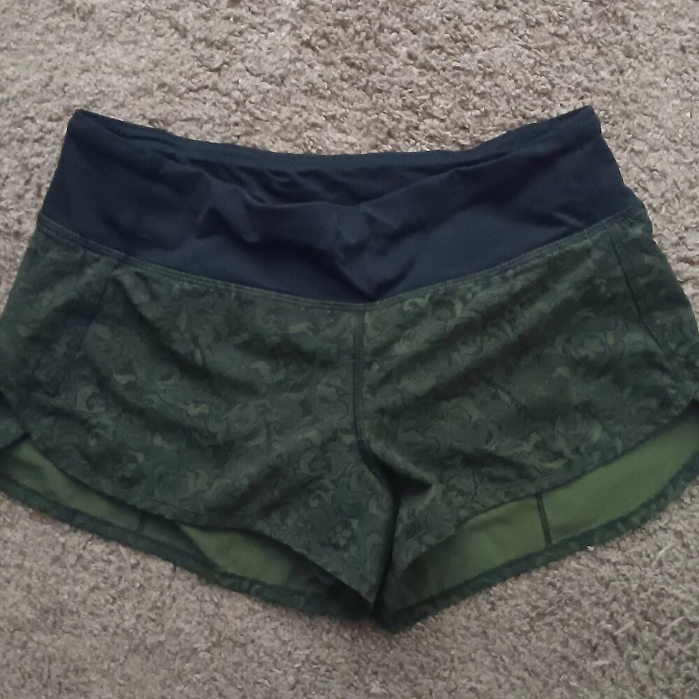 Lululemon Run Speed Shorts Size 4